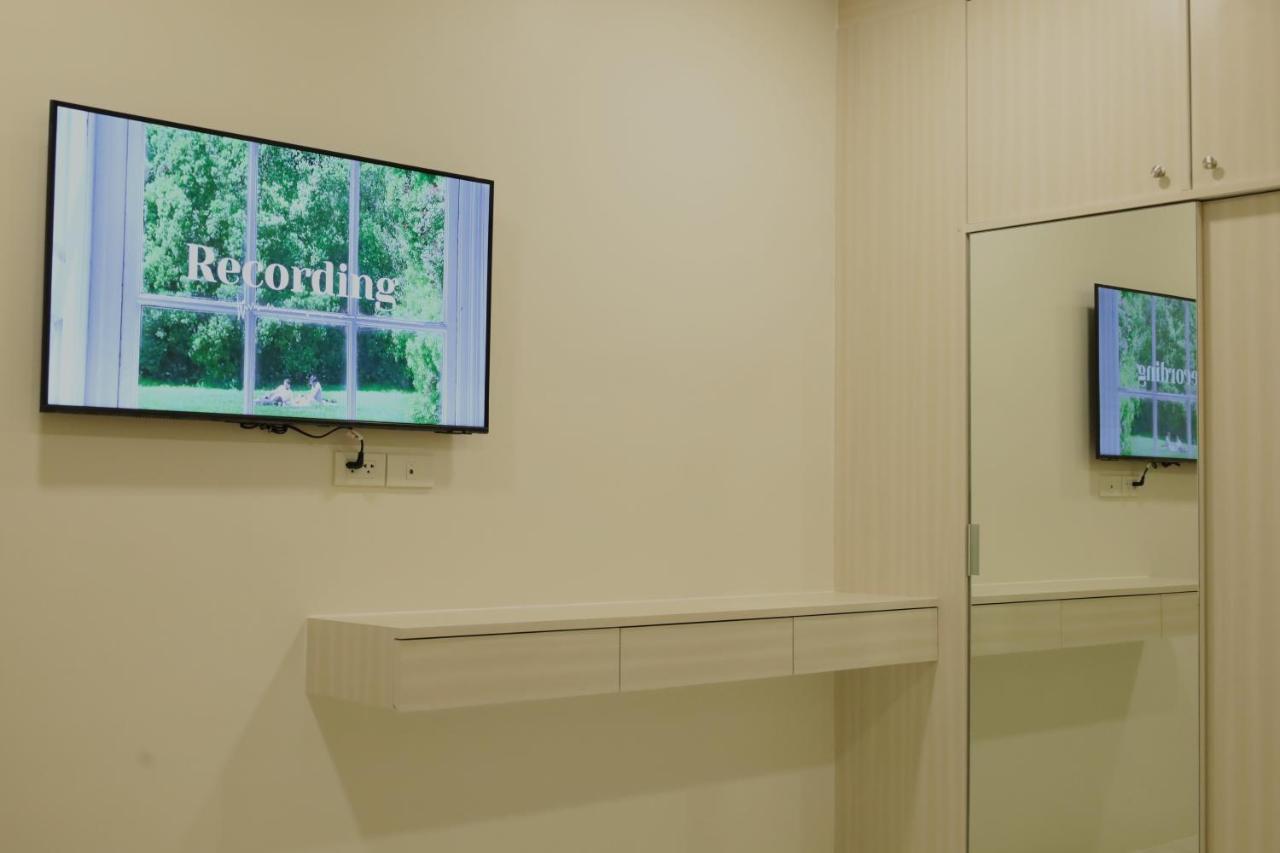 S.P.C Apartment By Brodderud Bangkok Luaran gambar